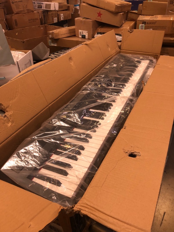 Photo 2 of DONNER DEP-20 DIGITAL PIANO