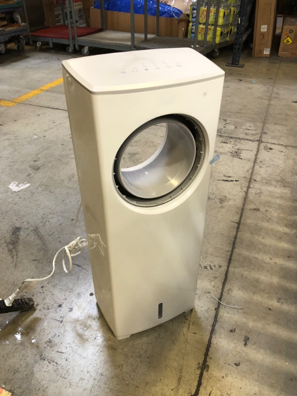 Photo 2 of  Breezewell bfk1903r Portable Air Conditioner