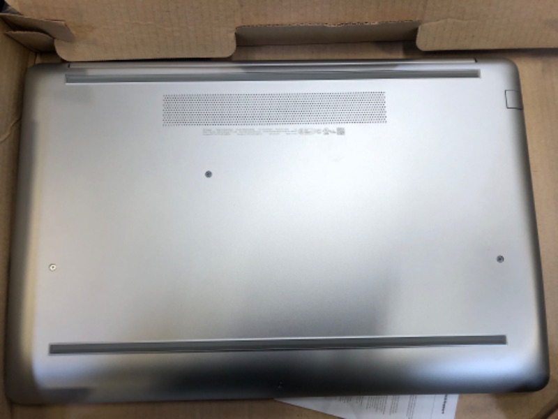 Photo 4 of HP 17" FHD, i3-1115, 8GB RAM, 256 GB SSD, Silver, Windows 11, 17-by4022wm