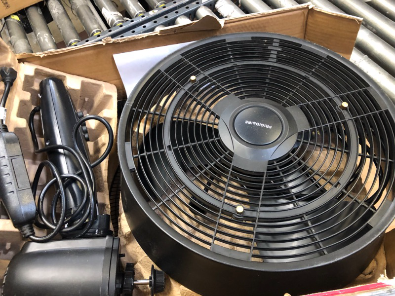 Photo 2 of 18 in. 3-Speed Wide-Angle Oscillating Outdoor Misting Fan and Pedestal Fan for Cool Down 500 sq. ft. - Black