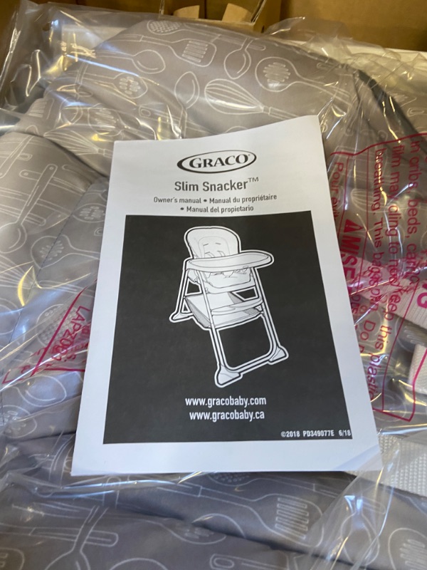 Photo 3 of ***NEW ITEM , Graco Slim Snacker High Chair, Ultra Compact High Chair, Whisk, BOX DAMAGE
