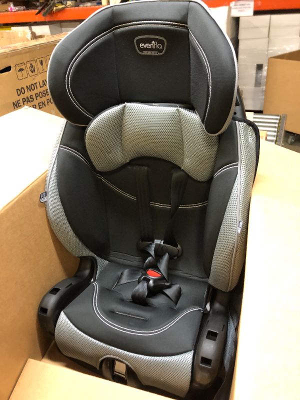 Photo 2 of Evenflo Chase LX Harnessed Booster Car Seat (Jameson)