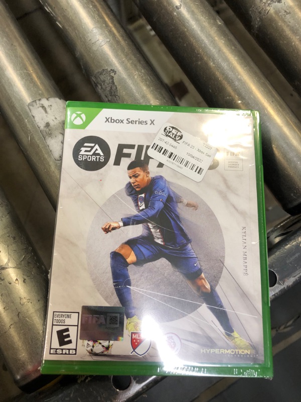 Photo 2 of FIFA 23 Xbox Series S **BRAND NEW, FACTORY SEALED** 