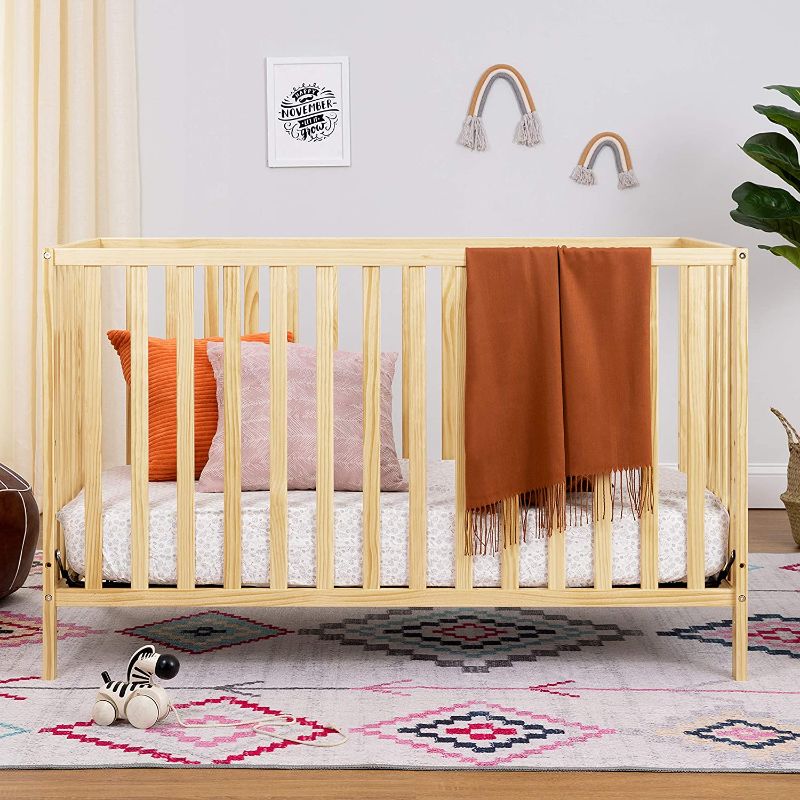 Photo 1 of DaVinci Union 4-in-1 Convertible Crib in Natural, Greenguard Gold Certified, 1 Count 