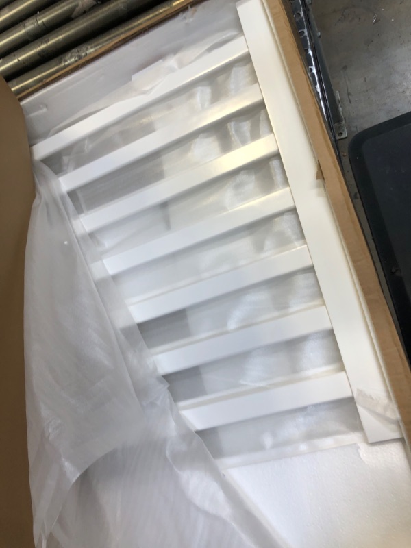 Photo 1 of Dream On Me Violet 7 in 1 Convertible Life Style Crib in White **MASK NOT INCLUDED* 
