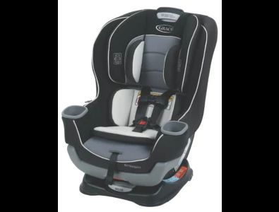 Photo 1 of Graco Extend2Fit® Convertible Car Seat **STAINED** 
