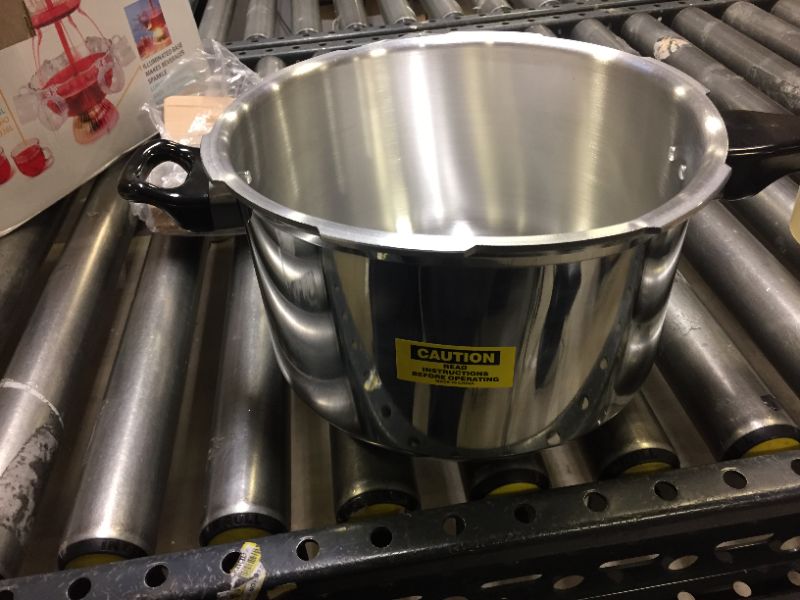 Photo 4 of Barton 8-Quart Aluminum Pressure Cooker Stovetop Fast Cooker Pot, BENT ( WONT SEAL ) 