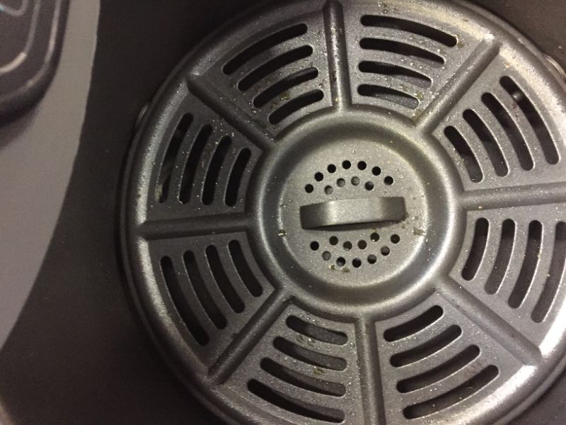 Photo 1 of 4 Qt. Electric Black Air Fryer with Recipe Book (AF101) MARKINGS/DIRTY FROM PRIOR USE 