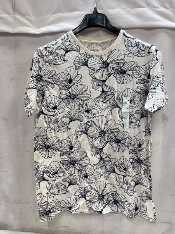 Photo 2 of En's Short Sleeve T-Shirt - Goodfellow & Co™ Off-White/Floral Print M