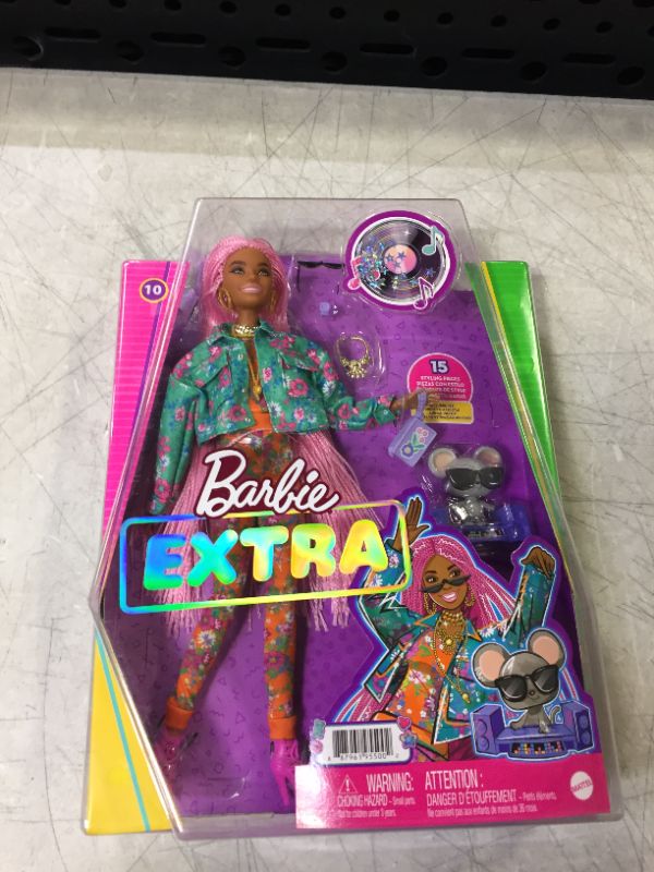 Photo 2 of ?Extra Barbie Playset