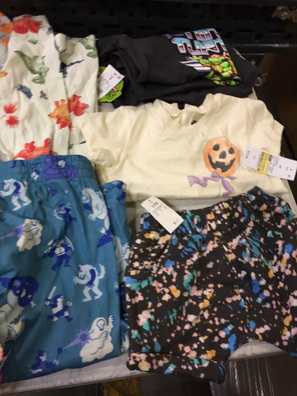 Photo 3 of BAG LOT OF CHILDREN'S CLOTHES BOYS AND GIRLS- DIFFERENT STYLES AND SIZES --SOLD AS IS ---