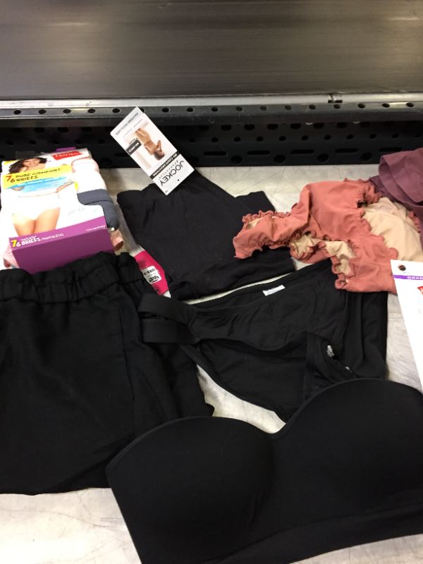 Photo 1 of BAG LOT OF WOMEN CLOTHING 13 ITEMS --DIFFERENT STYLES AND SIZES --SOLD AS IS ---