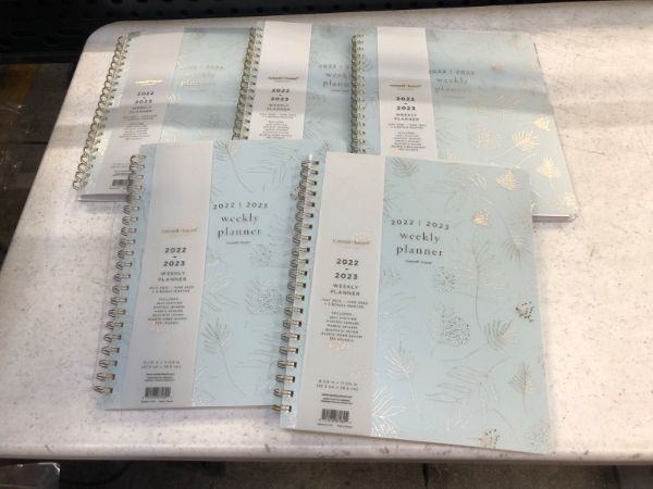 Photo 2 of 2022-23 Academic Planner 9.125"x11.25" Weekly Spiral Frosted Dew - Russell+hazel
5 pcs 