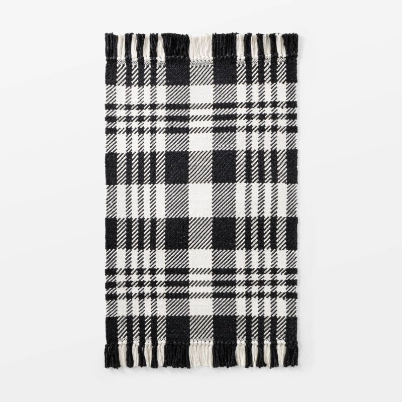 Photo 1 of 2 1 X3 2 Indoor/Outdoor Scatter Plaid Rug Black - Threshold™ Designed with Studio McGee
