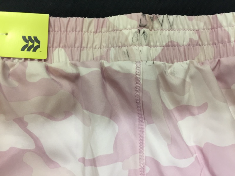 Photo 3 of 2 PACK-Girs' Run Shorts pink camo - a in Motion™
SIZE L 10/12 (girls)
small black marks on both shorts (pictured)