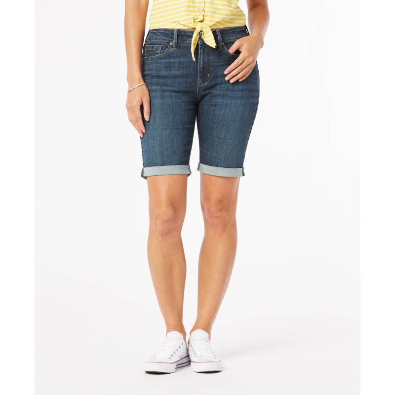 Photo 1 of DENIZEN from Levi's Women's Mid-Rise Bermuda Jean Shorts -
size 4
Color: disco queen