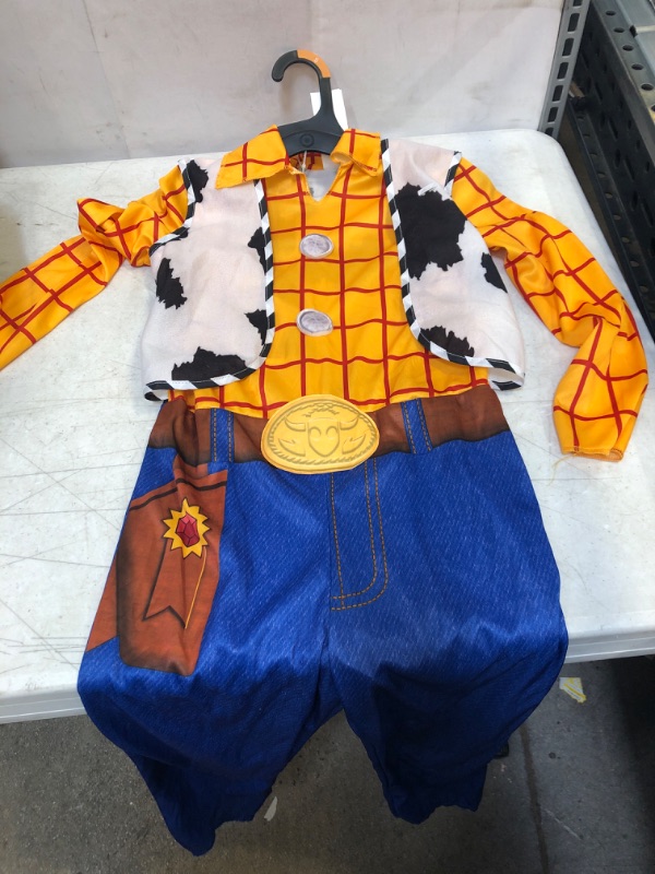 Photo 2 of Kid' Diney Toy Tory Woody Claic Halloween Cotume Jumpuit with Acceorie (4-6)
Size: S(missing items)
