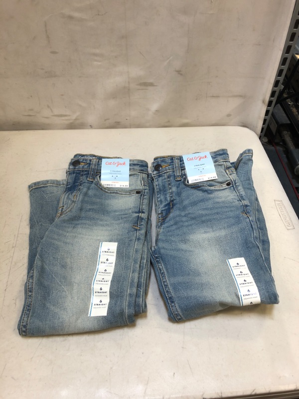 Photo 1 of 2 COUNT KIDS SIZE 6 STRAIGHT JEANS 