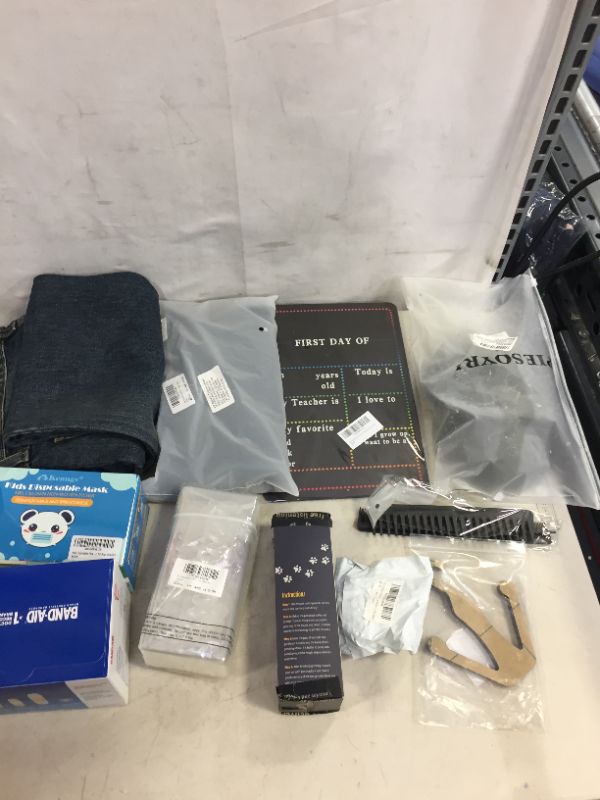 Photo 1 of      MISCELLANEOUS ITEMS (USED)