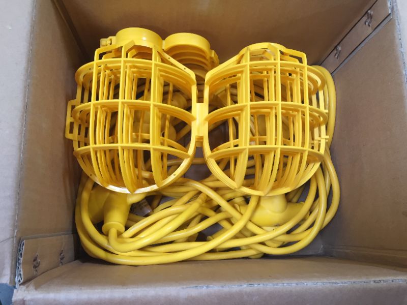 Photo 1 of Bergen Industries Inc GL50142MPC 5-Light Temporary Light Stringer, 50 ft, 14 AWG , Yellow

