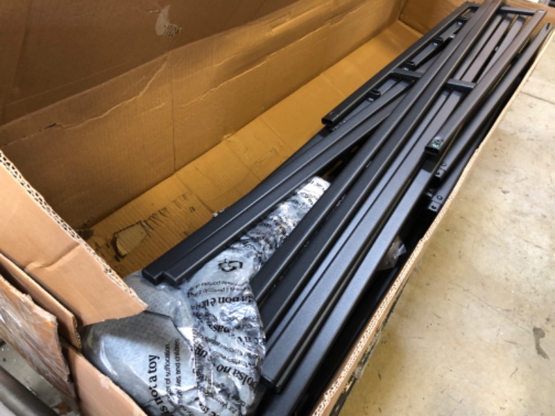 Photo 1 of ZINUS 9 Inch Metal Smart Box Spring / Mattress Foundation / Strong Metal Frame / Easy Assembly, Full
USED OUT OF BOX ITEM
LOOSE HARDWARE