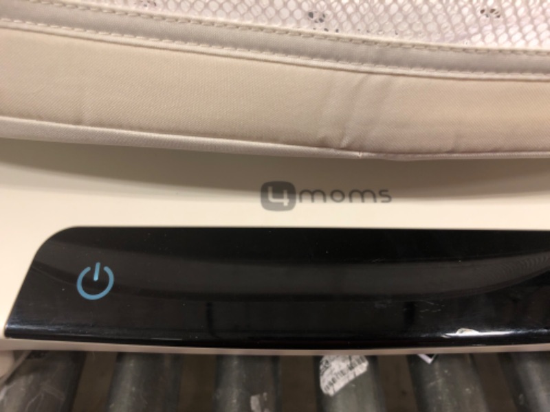 Photo 5 of 4moms mamaRoo sleep bassinet