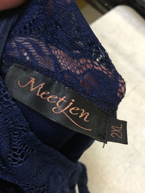 Photo 2 of Meetjen Womens v neck lace size 2xl navy dress 