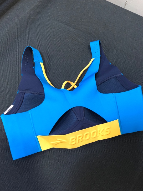 Photo 2 of BROOKS SPORTS BRA  (SIZE UKNOWN) 