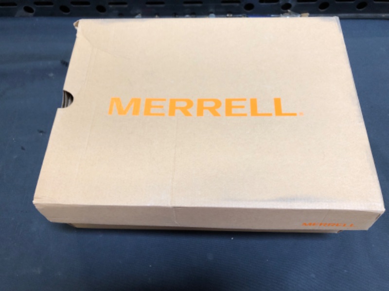 Photo 2 of Merrell Men's Moab 2 Vent Mid Hiking Boot. SIZE 10.5
