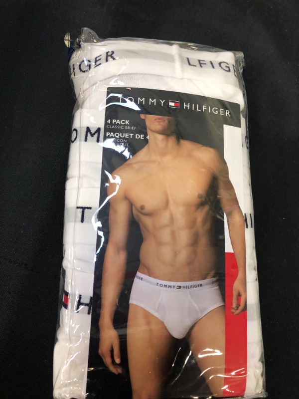 Photo 4 of Tommy Hilfiger Men's Cotton Classics Brief Multipack. SIZE M 
