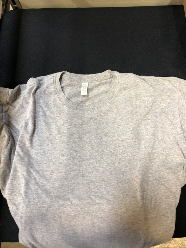 Photo 3 of Men's Short Sleeve Crew Neck Pima Cotton Jersey T-Shirt. SIZE L
