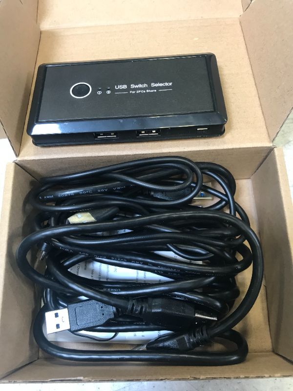 Photo 3 of Xqjtech USB2.0 2 in 4 Out USB 2.0 Sharing Switch Box KVM Switch Box Switcher 2 Port PCs Sharing 4 Devices for Keyboard Mouse Printer Monitor with 2 USB 2.0 Cable
