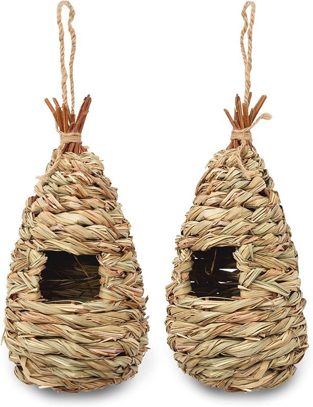 Photo 1 of Swedan Humming Bird Houses for Outdoor Hanging,Set of 2 Natural Grass Hanging Bird housenest,Hand Woven Hummingbird Nest,Large Wren Finch Bird House for Garden Window Outdoor Home
