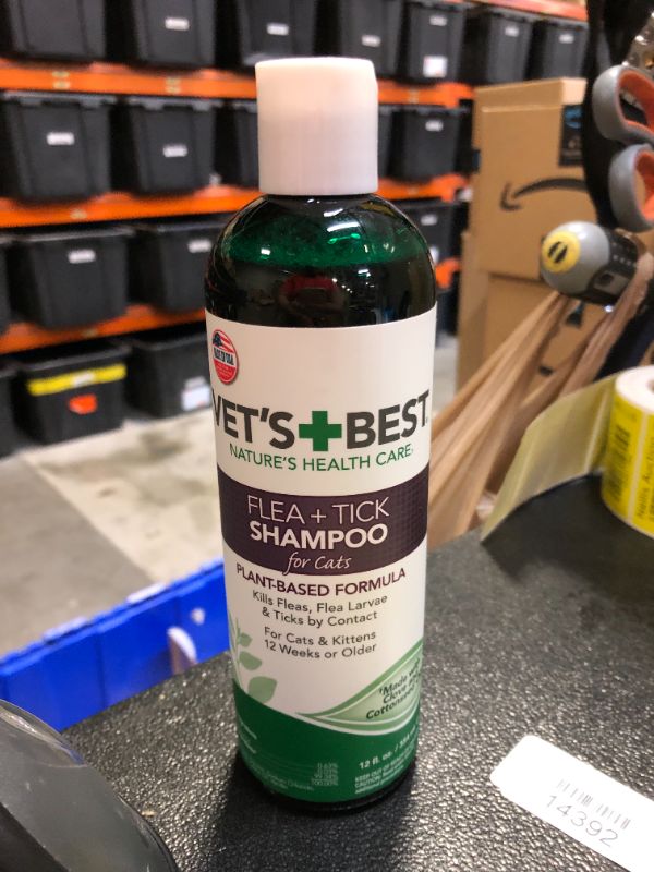 Photo 2 of Vet’s Best Flea and Tick Advanced Strength Dog Shampoo | Flea Treatment for Dogs | Plant-Based Formula | 12 Ounces
(Packaging May Differ)