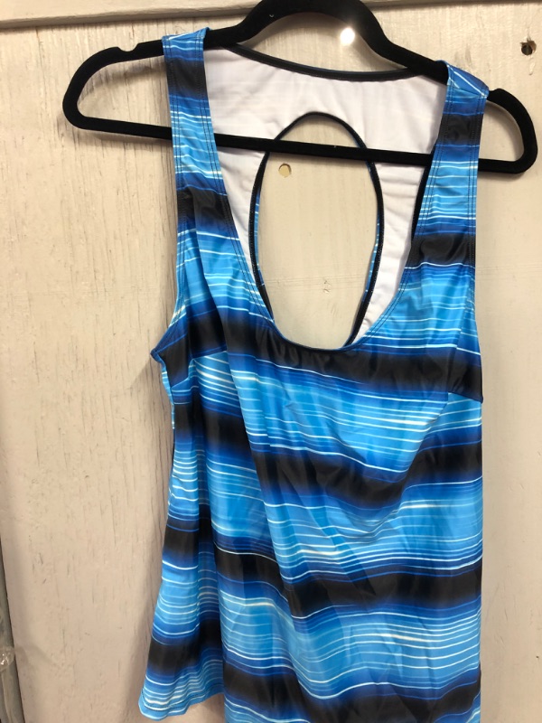 Photo 2 of Yonique 3 Piece Plus Size Swimsuits for Women Tankini Tops with Sports Bra and Swim Capris Athletic Bathing Suits. SIZE 14
