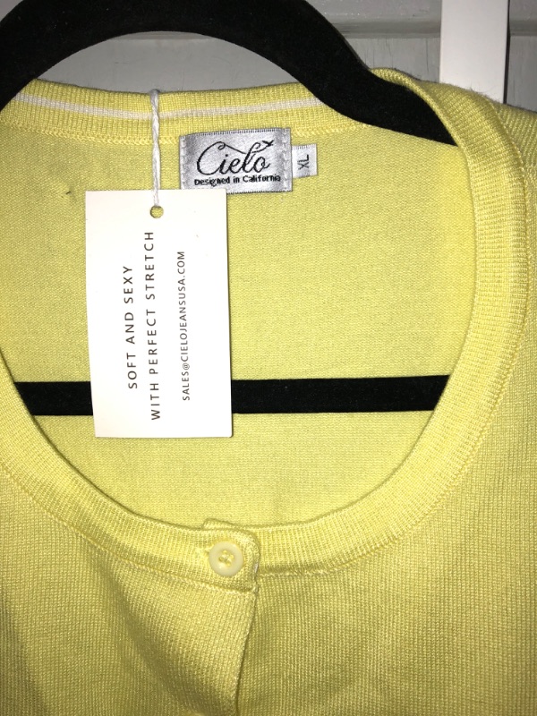 Photo 1 of CIELO WOMANS YELLOW KNIT BUTTON UP SWEATER. SIZE XL