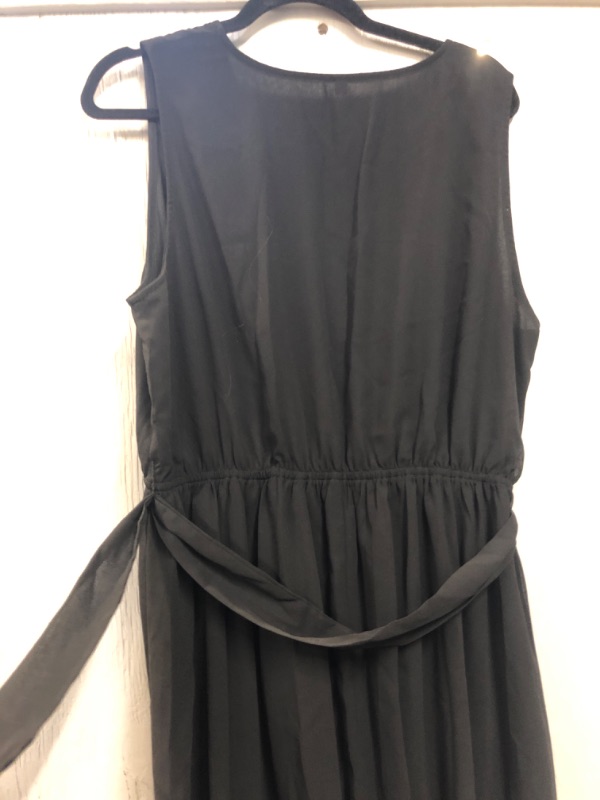 Photo 3 of BLACK FLOWY SLEEVELESS LONG DRESS,  WITH SLIT. SIZE XL 