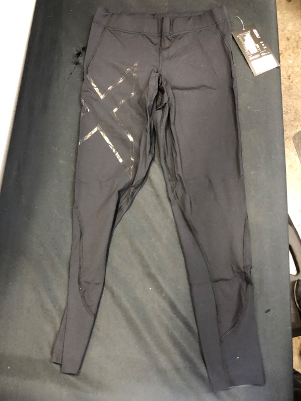 Photo 2 of 2XU Women's MCS Run Compression Tights. Medium
