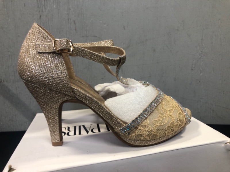 Photo 2 of DREAMPAIR BEIGE / GOLD HEELS, CLASSY GLITTER, SIZE 6