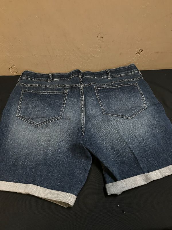 Photo 3 of Riders by Lee Indigo Women's Plus Size Modern Collection 8" Double Rolled Cuff Denim Short ---- 22w
