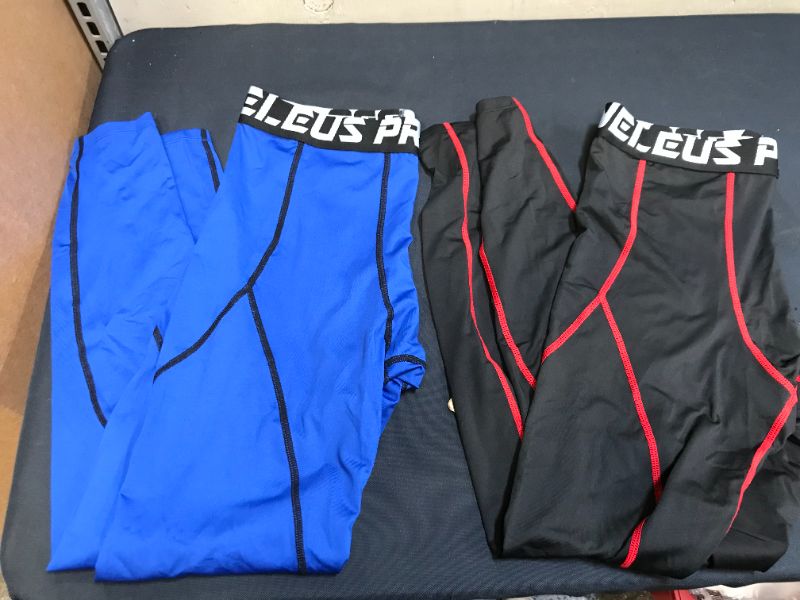 Photo 1 of mens neleus pro compression 3/4 pants --- size large 