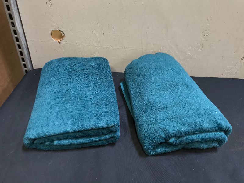 Photo 1 of 2 BATH TOWELS BLUE 