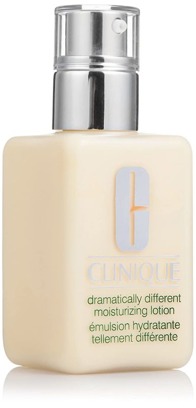 Photo 1 of Clinique Dramatically Different Moisturizing Lotion Plus for Very Dry To Dry Combination Skin By Clinique For Unisex 4.2 Ounce
--- factory sealed ---- 