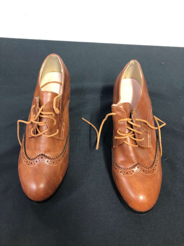 Photo 1 of Block Heels Vintage Leather Brogue Shoes Woman SIZE 61/2