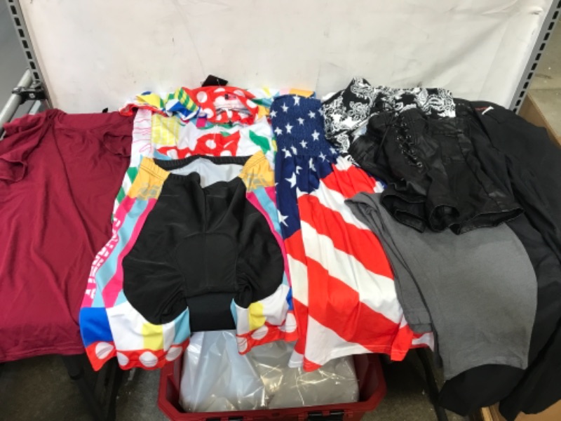 Photo 1 of BAG LOT OF WOMENS CLOTHING- MISCELLANEOUS, SIZE XL  --- SOLD AS IS ---