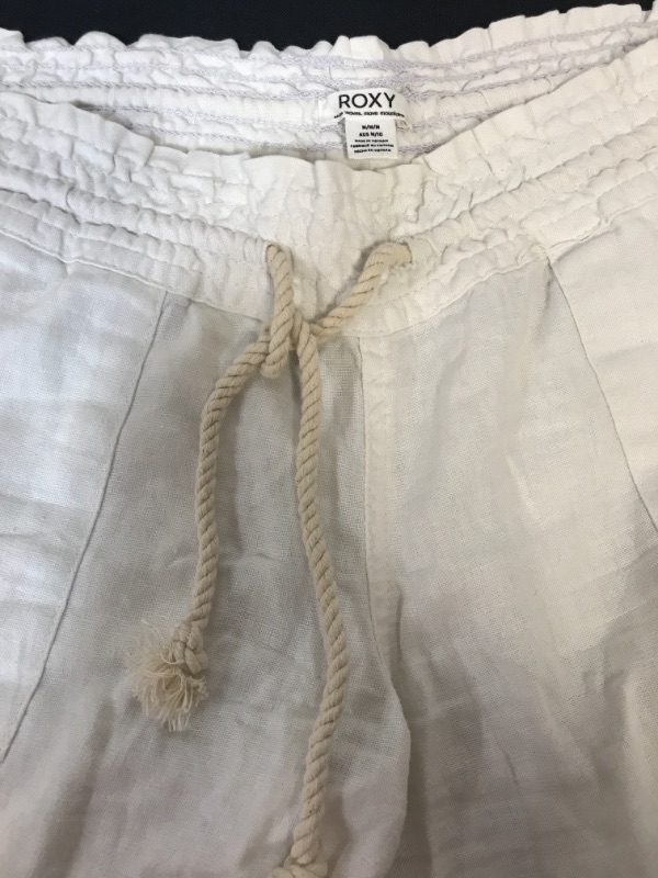 Photo 2 of  ROXY WOMENS BEACH COVER UP PANTS SIZE M ---DIRTY ON BOTTOM OF PANTS---
