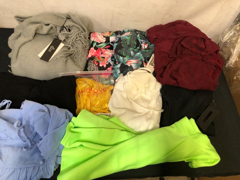 Photo 1 of box lot women's clothing misc sizes as is