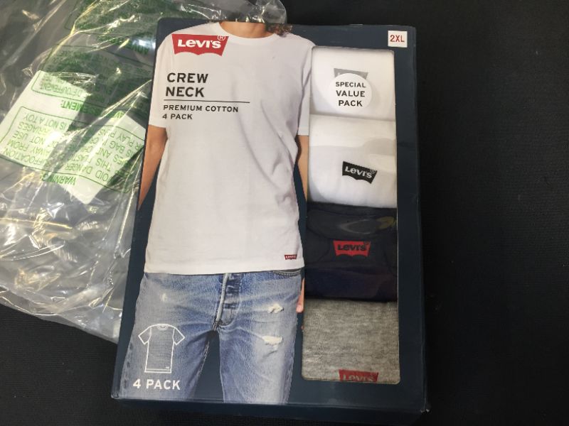 Photo 2 of Levi's Mens Undershirts T-Shirts for Men 4 Pack size 2xl 
