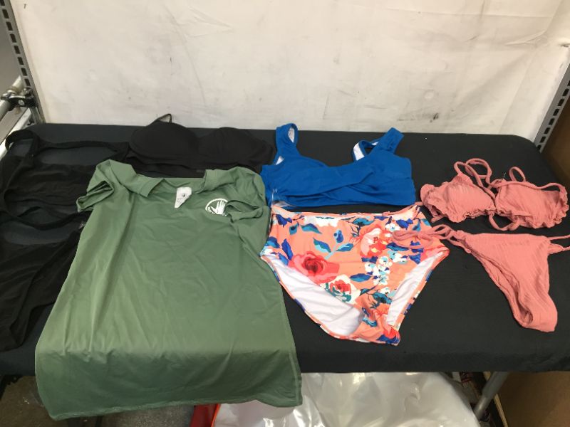 Photo 1 of BAG LOT OF WOMENS ITEMS- SIZE S ---SOLD AS IS ---