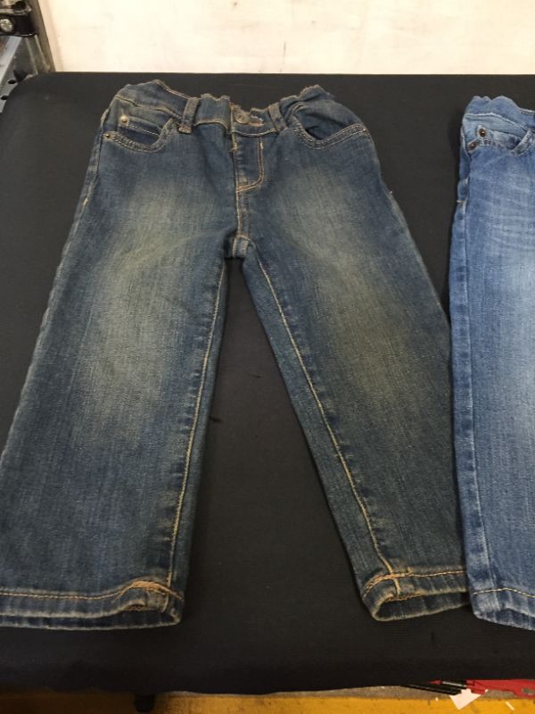 Photo 5 of The Children's Place Baby Toddler Boys Basic Straight Leg Jeans SIZE 2T
